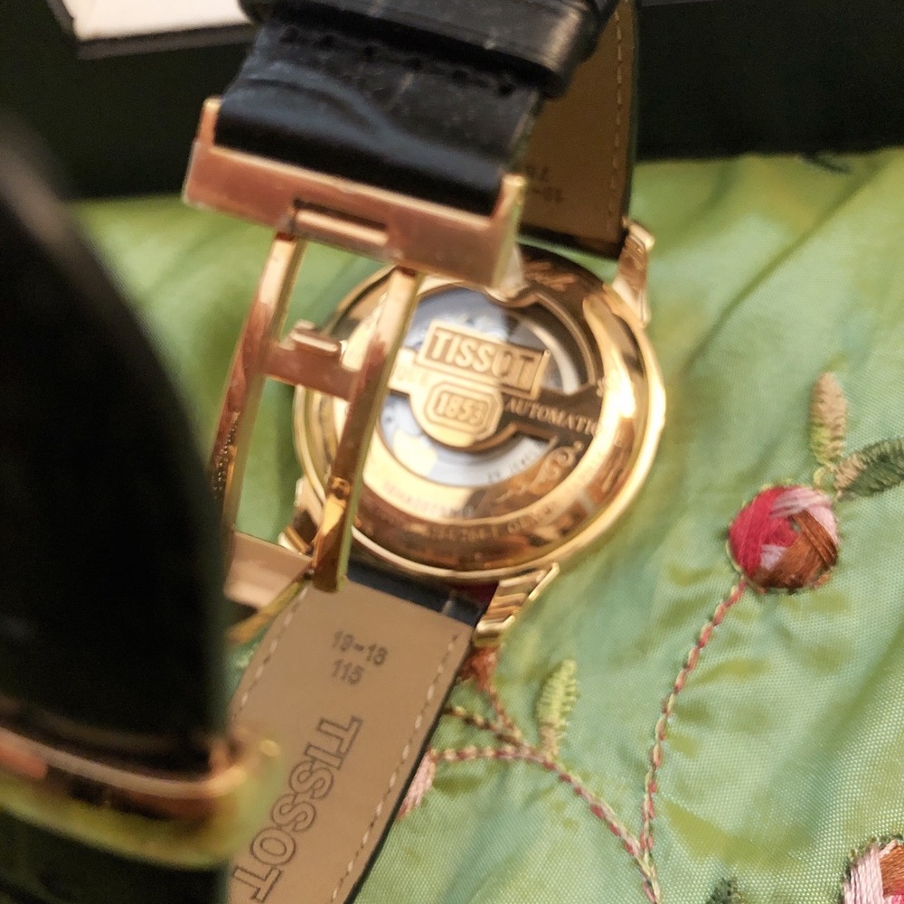 Tissot men’s automatic watch - Picture 5 of 6